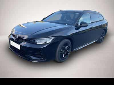VW Passat (2025) - Photo 1
