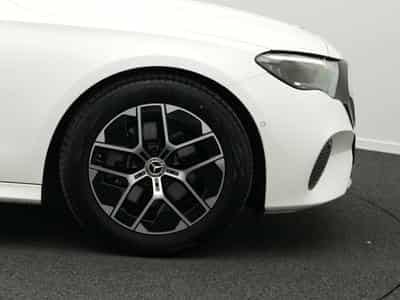 Mercedes E 200 Avantgarde LED+Kamera+Totw+Apple (2024) - Photo 8