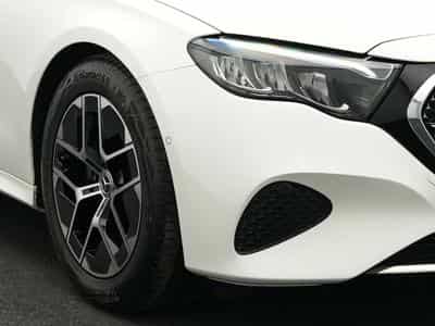 Mercedes E 200 Avantgarde LED+Kamera+Totw+Apple (2024) - Photo 9