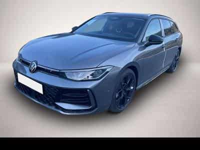 VW Passat (2025) - Photo 1