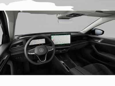VW Passat (2025) - Photo 2