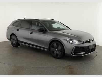 VW Passat Variant 2.0 TSI 150 kW R-Line (2026) - Photo 1