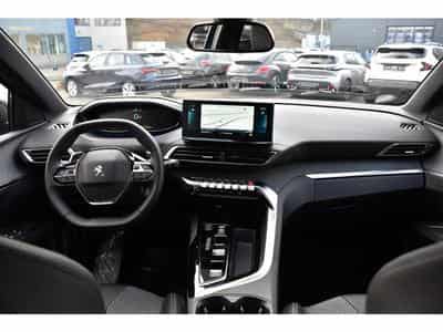 Peugeot 3008 (2023) - Photo 9