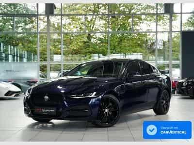 Jaguar XE HSE AWD *2.H *19 *Black-Pack *Matrix *Pano (2021) - Photo 1