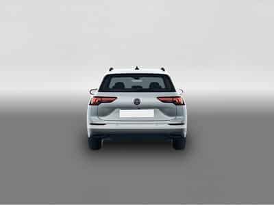 VW Golf (2025) - Photo 6