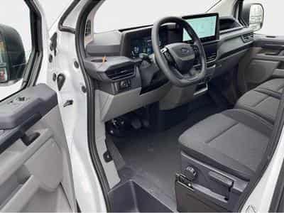 Ford Transit (2025) - Photo 10