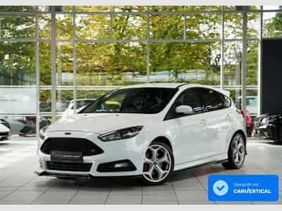 Ford Focus ST *RS-Design *Navi *Kamera *KeyFree (2015) - Foto 1