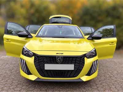 Peugeot 208 Active Puretech (2024) - Photo 1