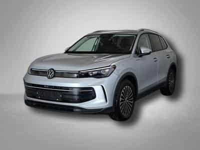 VW Tiguan Life Plus 2.0 TDI 7-Gang-DSG (2025) - Photo 1