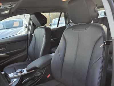 BMW 318 dA 136CV (2019) - Photo 7