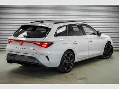 Cupra Leon ST 2,0 TSI (2025) - Photo 3