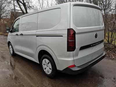 VW T7 BEV 100 kW RWD KR (2026) - Photo 2