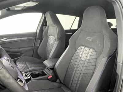 VW Golf Variant R-Line Edition (2026) - Foto 12