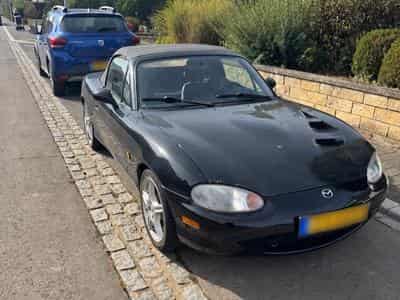 Mazda MX-5 NB (2000) - Photo 1