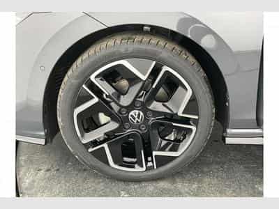 VW Golf Variant R-Line Edition (2026) - Photo 11