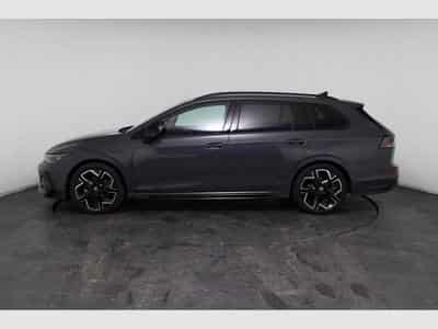 VW Golf Variant R-Line Edition (2026) - Photo 4