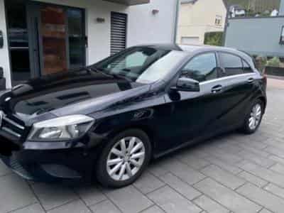 Mercedes A 180 STYLE (2014) - Photo 1