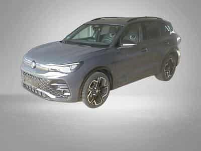 VW Tiguan R-Line 1.5 eTSI 7-Gang-DSG (2025) - Photo 1