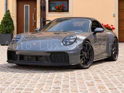 Porsche 911 911 Carrera GTS Cabriolet (2026) - Photo 1