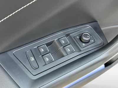 VW T-Roc Limited (2026) - Foto 15