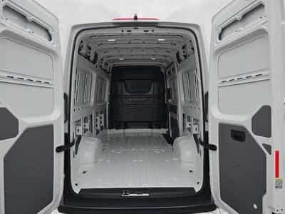 VW Crafter 35 mittellang Hochdach FWD (2026) - Photo 1