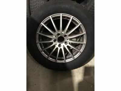 Jantes alu + Pneus h 17" 245/55 R17 (2026) - Photo 1