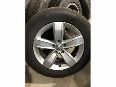 Jantes alu + Pneus h 17" 215/65 R17 99H (2026) - Photo 1