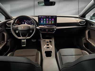 Cupra Leon -29% 1.5 eTSI 150cv BVA+MIRRORLINK+CAM+LED+JA18 (2025) - Foto 6