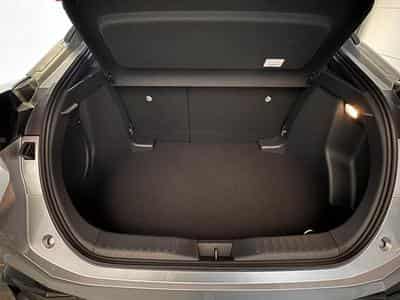 Toyota C-HR PRIME + Luxury Pack (2025) - Photo 15