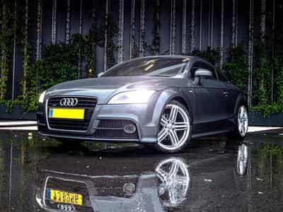 Audi TT S-Line (2010) - Foto 1