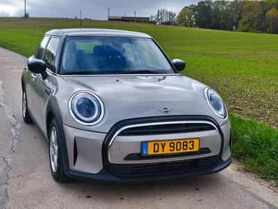 Mini Cooper (2022) - Photo 1