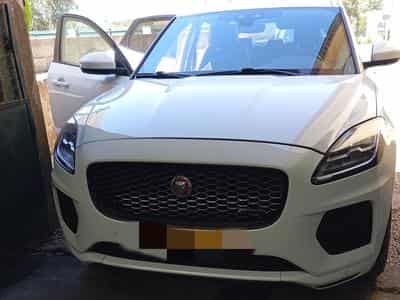 Jaguar E-Pace R-Dynamic 180cv (2019) - Photo 1