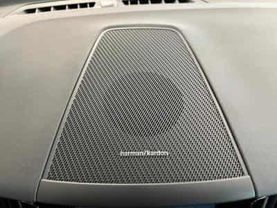 Volvo XC60 Plus Dark (2023) - Photo 12