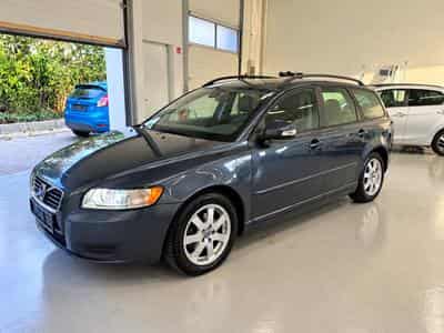 Volvo V50 1.6 d 115 DRIVe Kinetic (2011) - Photo 1