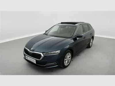 Skoda Octavia 1.4 TSI PHEV Clever+ DSG Navi / Led / Pano (2023) - Photo 1