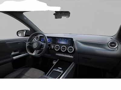 Mercedes EQA (2025) - Photo 4