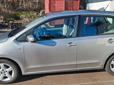 VW UP 1.0 High Up (2012) - Photo 1