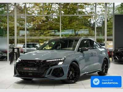 Audi RS3 q. Limousine *1.H *19 *Pano *Carbon *S-AGA (2022) - Photo 1