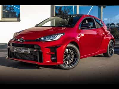 Toyota Yaris GR-FOUR 1.6L TURBO HIGH PERFORMANCE - MANUAL 6 - KARMINA-ROT (2022) - Foto 1