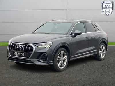 Audi Q3 Ambition (2019) - Photo 1