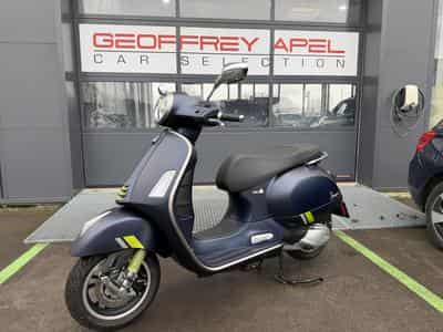 Vespa GTS 300 (2024) - Foto 1
