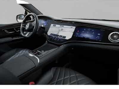 Mercedes EQS (2023) - Photo 4