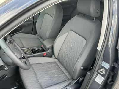 VW Golf (2025) - Photo 9