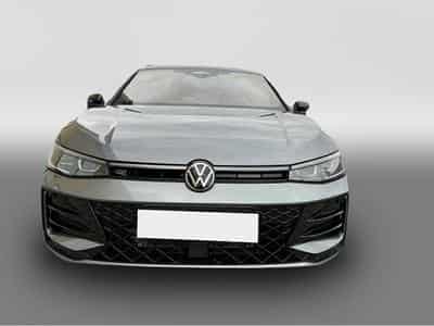 VW Passat (2026) - Photo 1