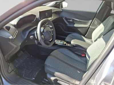 Peugeot 2008 (2016) - Photo 10