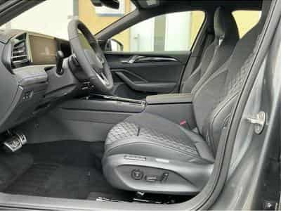 VW Passat (2025) - Photo 12