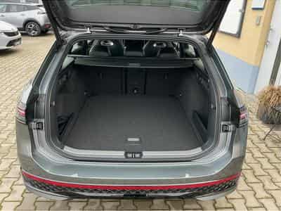 VW Passat (2025) - Photo 5