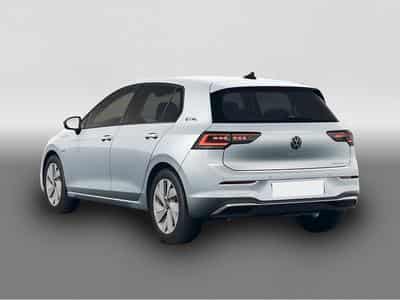 VW Golf (2025) - Photo 3