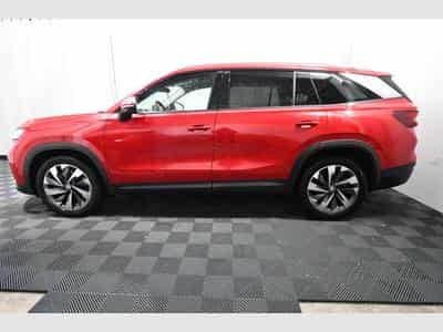 Skoda Kodiaq Kodiaq 2.0 TDI 4x4 Selection, AHK, DCC, Pano., L (2024) - Foto 2