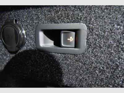 Skoda Kodiaq Kodiaq 2.0 TDI 4x4 Selection, AHK, DCC, Pano., L (2024) - Foto 9